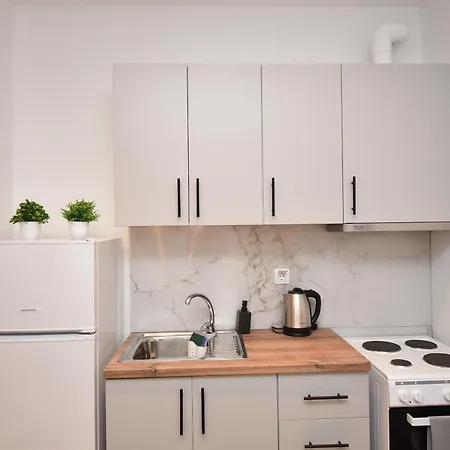 Hlil's Apartment