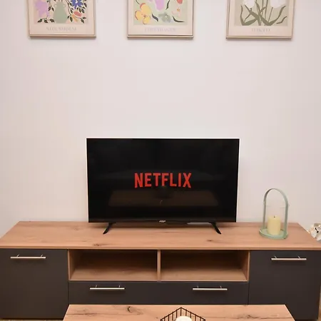 Apartment Hlil's